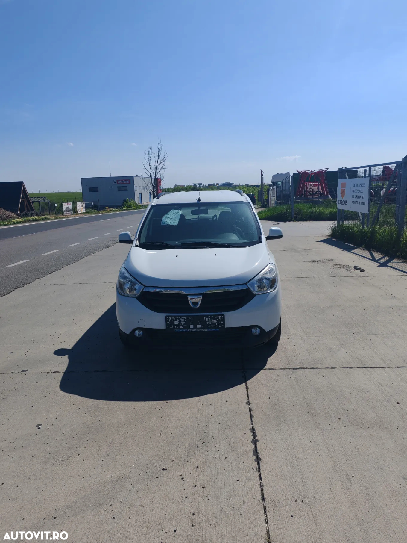 Dacia Lodgy 1.2 TCe 115 CP Laureate - 3
