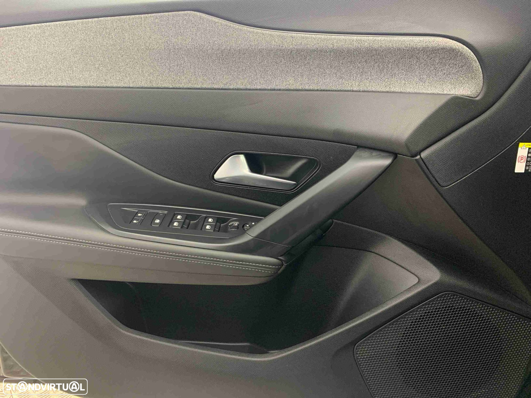 Peugeot 308 1.5 BlueHDi Allure EAT8 - 12