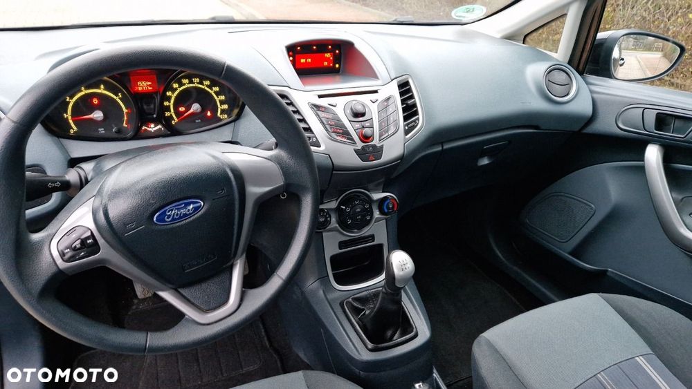 Ford Fiesta 1.25 Trend - 11