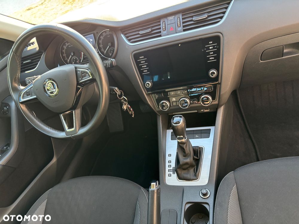 Skoda Octavia 2.0 TDI SCR Style DSG - 7