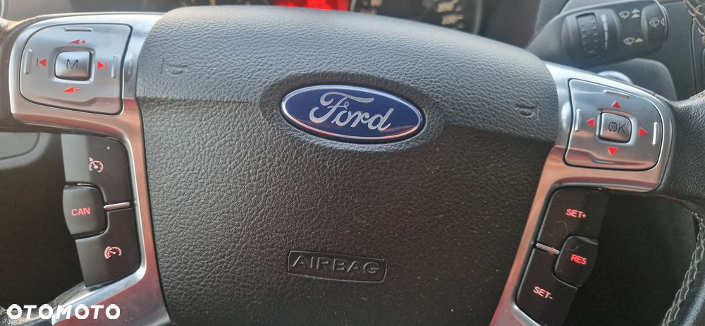 Ford S-Max 2.0 TDCi DPF Titanium - 23