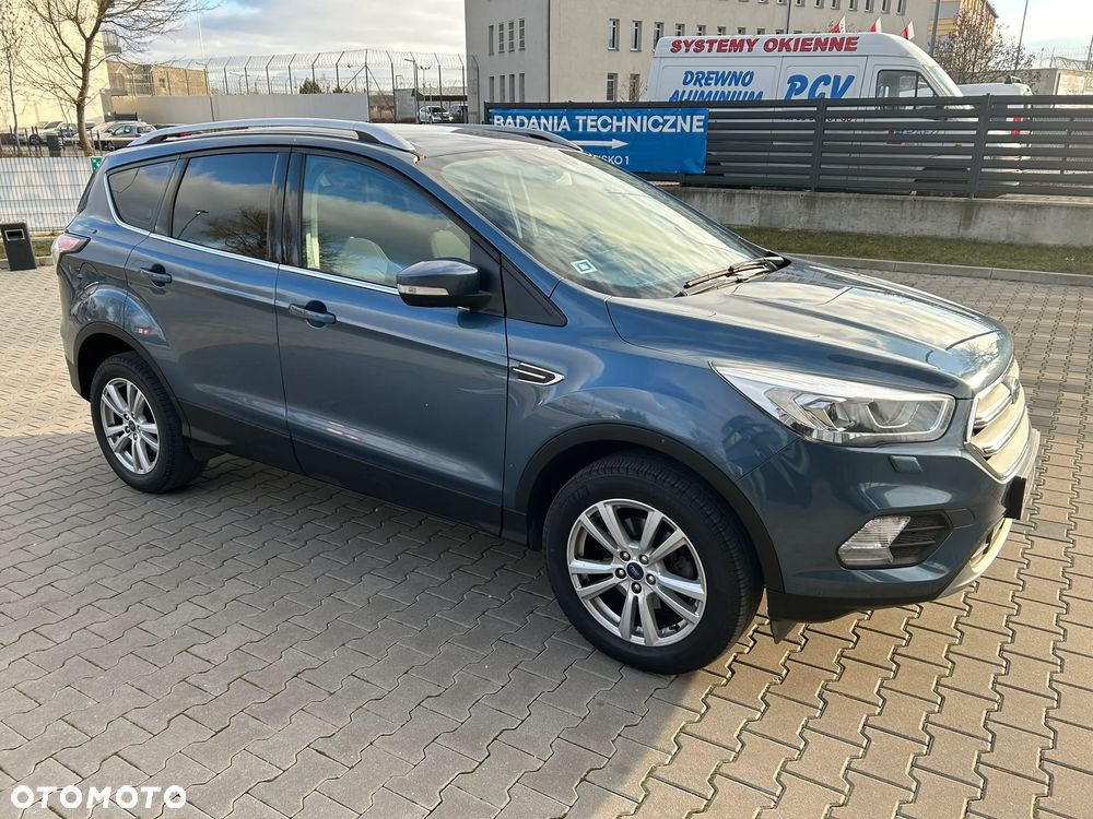 Ford Kuga - 4