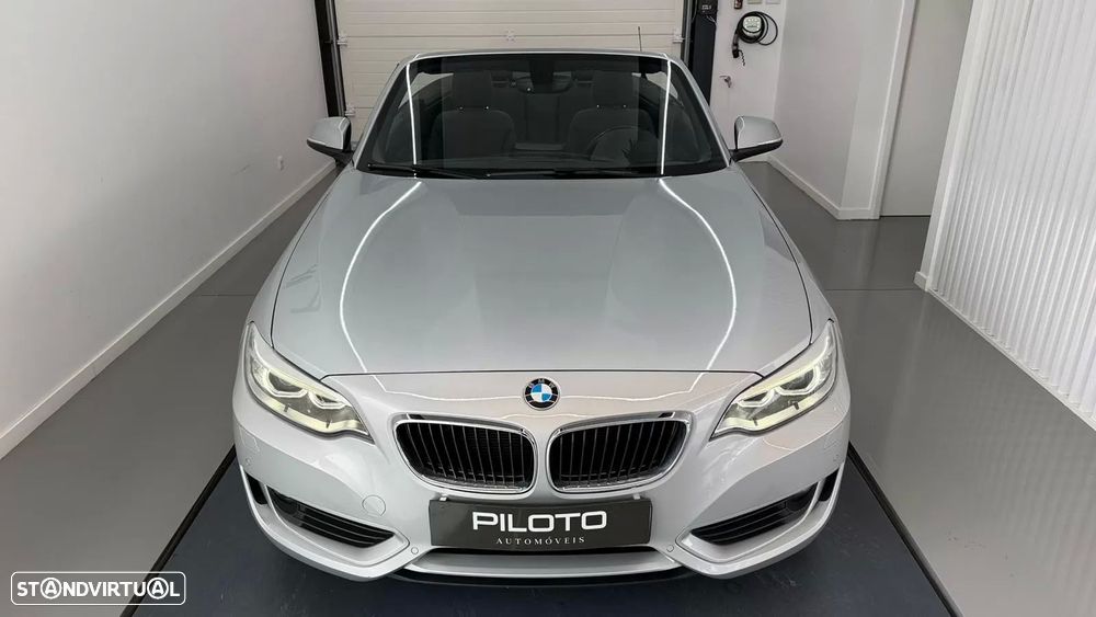 BMW 218 i Cabrio Line Sport - 3