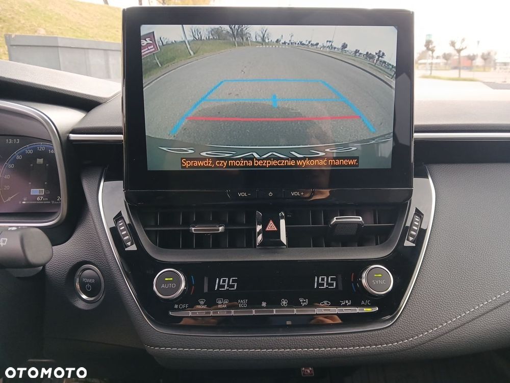 Toyota Corolla 1.8 Hybrid Comfort - 32