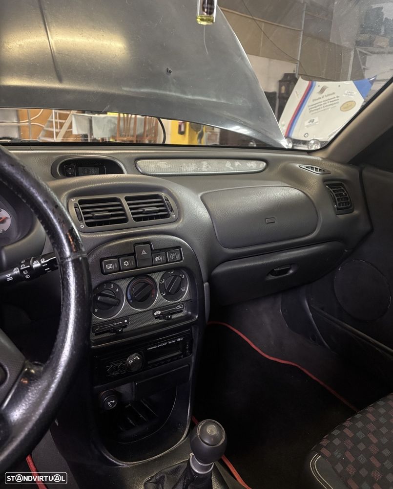 MG ZR - 8