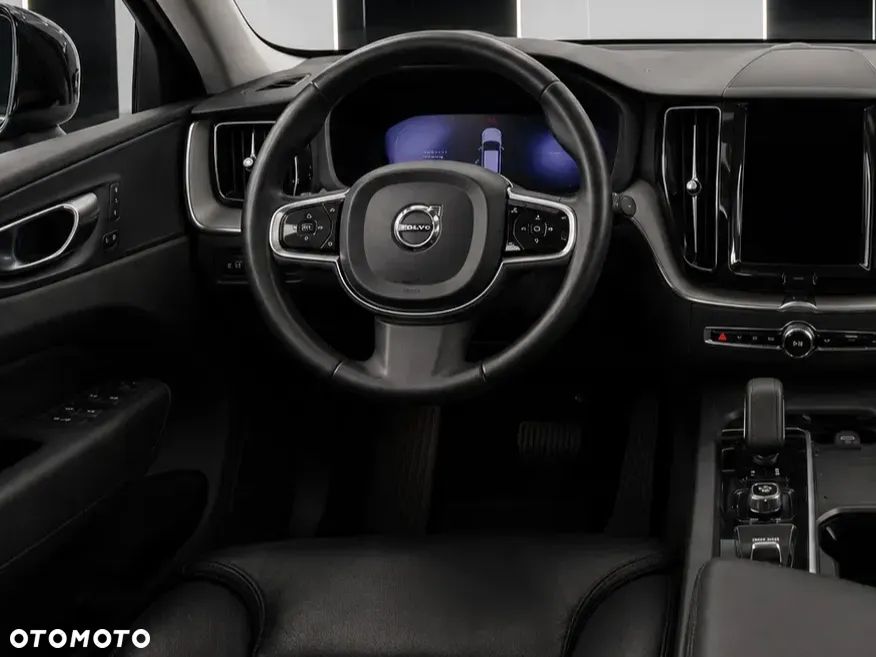 Volvo XC 60 B4 B Plus Dark - 7