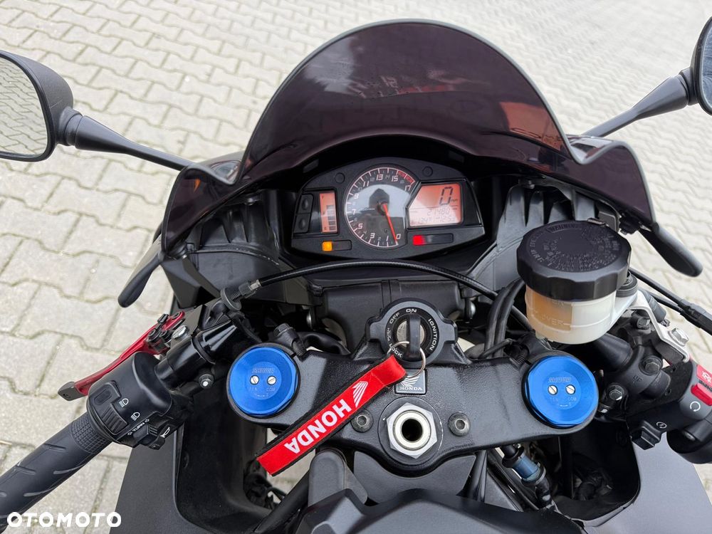 Honda CBR - 5