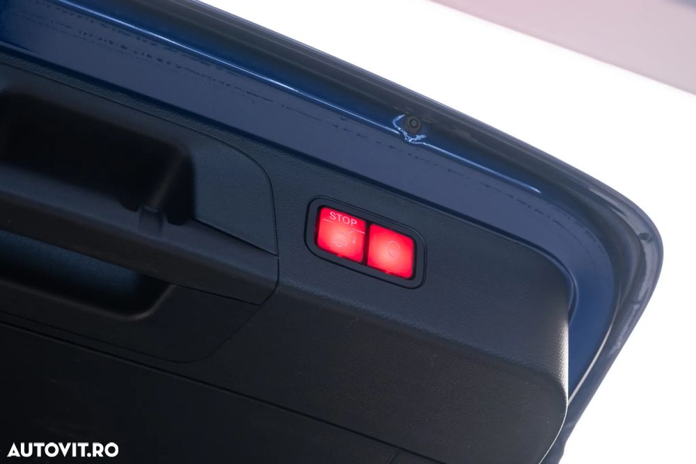 Mercedes-Benz GLC 300 d 4MATIC 9G-TRONIC AMG Line - 35