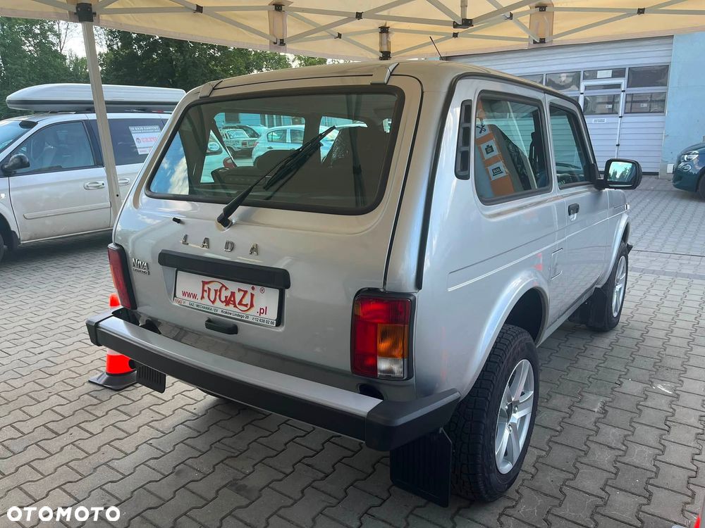 Lada Niva - 3
