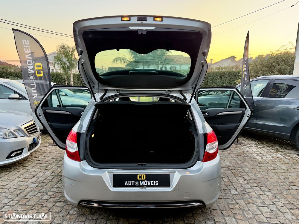 Citroën C4 HDi 110 Exclusive - 33