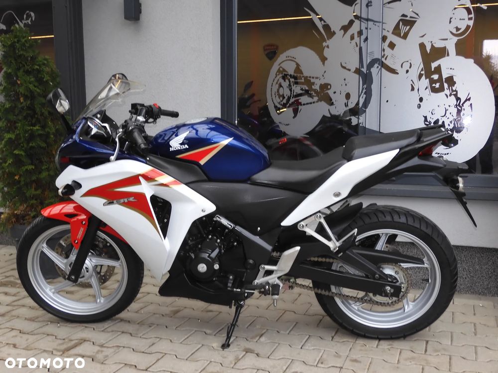 Honda CBR - 22