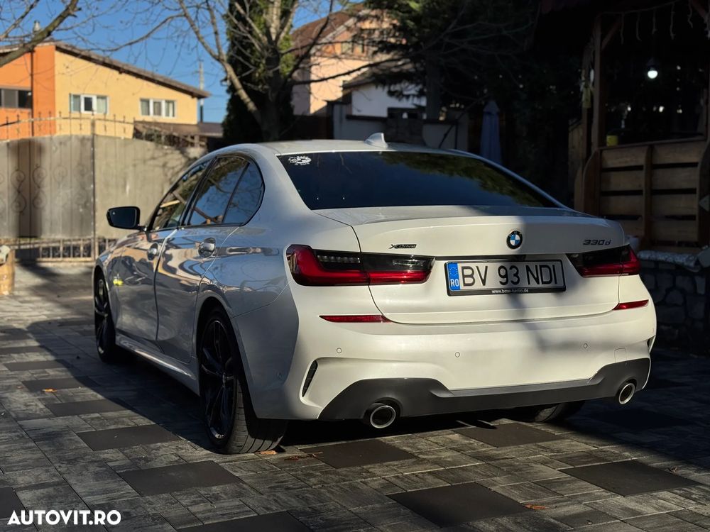 BMW Seria 3 330d xDrive Aut. M Sport - 6