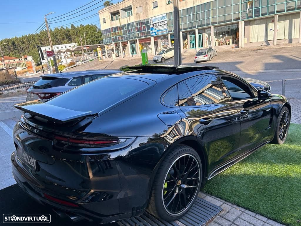 Porsche Panamera 4 E-Hybrid 10 Years Edition - 6