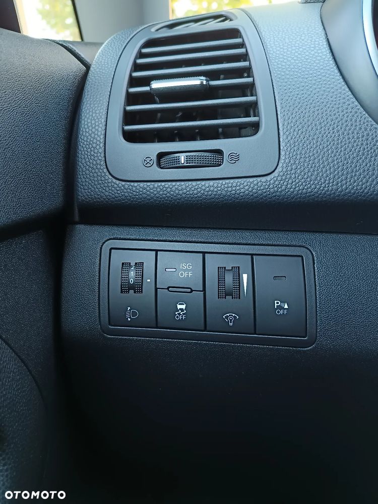 Kia Venga 1.4 Business Line - 31