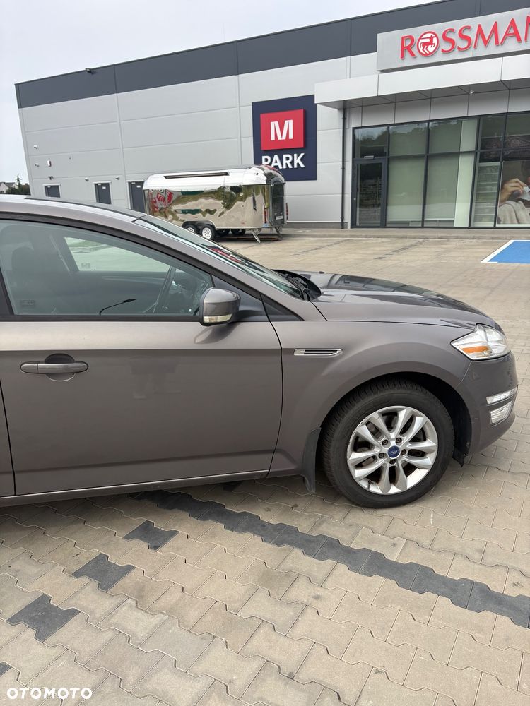 Ford Mondeo - 22
