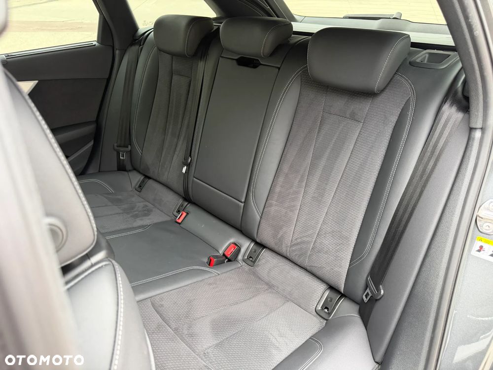 Audi A4 Avant 35 TDI mHEV S Line S tronic - 30