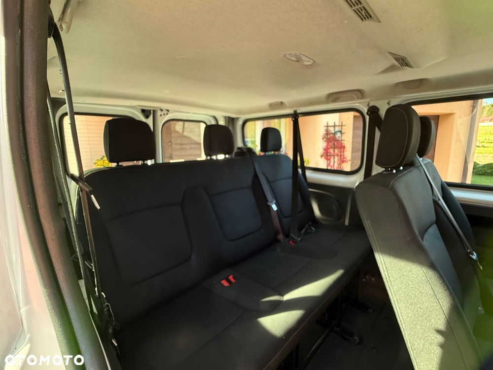 Renault Trafic - 18