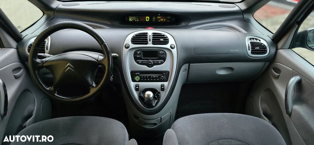 Citroën Xsara 1.6 16V Confort - 6