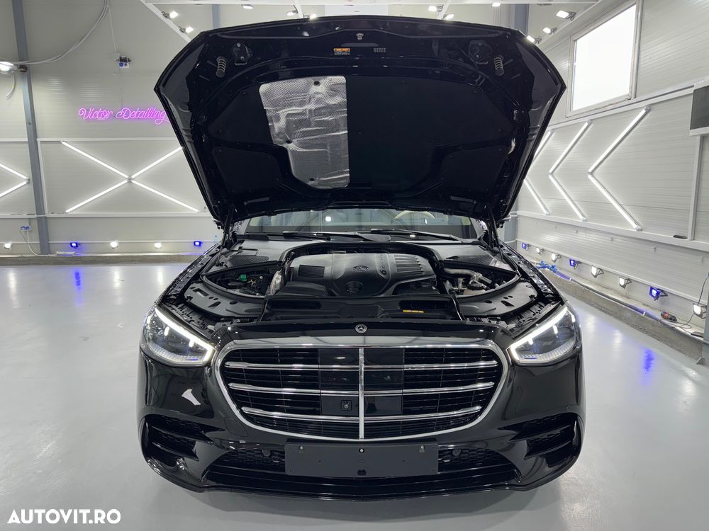 Mercedes-Benz S - 8