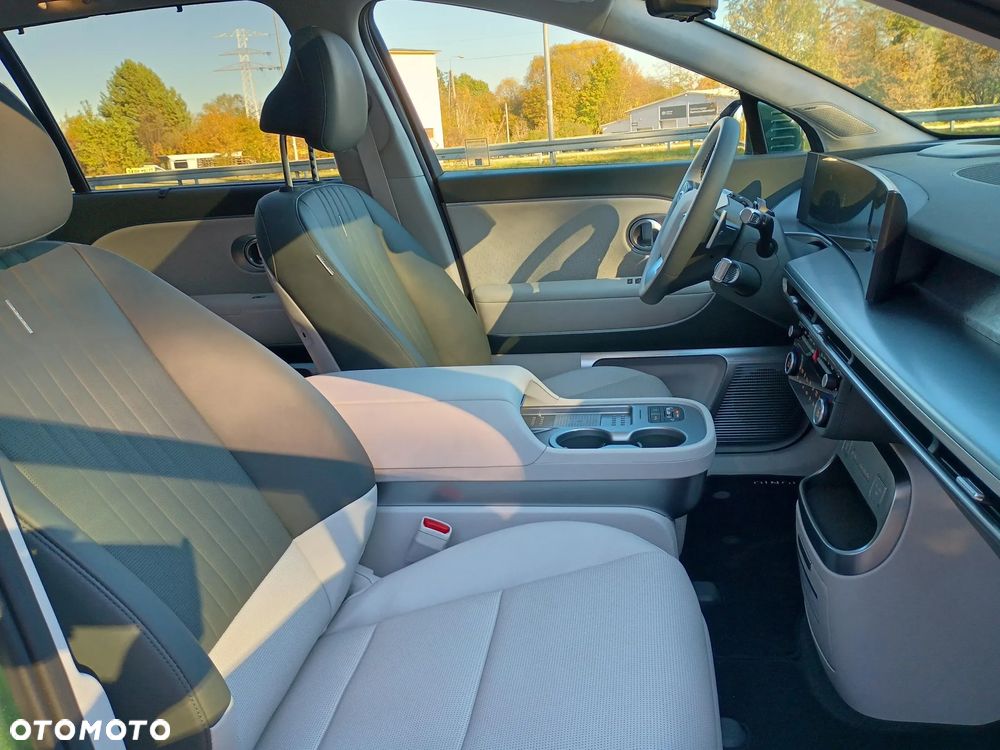 Hyundai IONIQ 9 110kWh Calligraphy AWD - 22