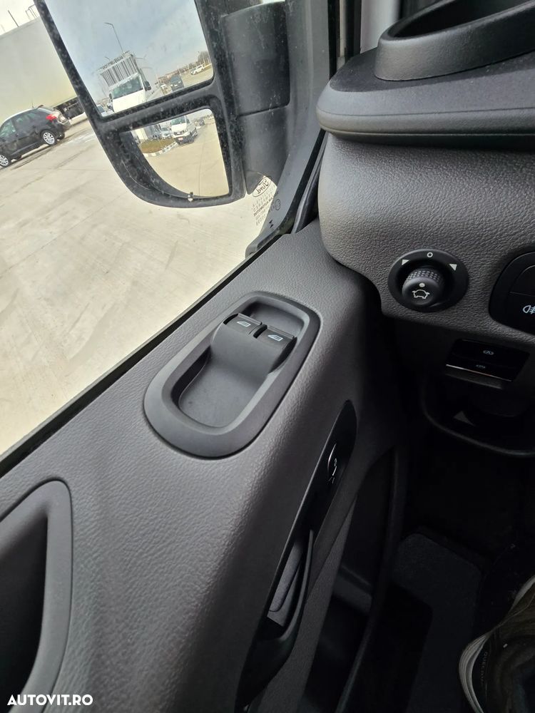 Ford Transit - 10