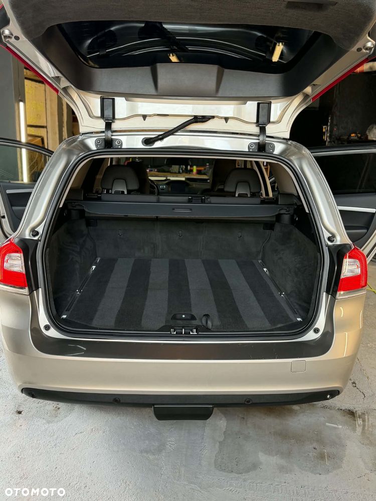 Volvo V70 D2 Linje Classic - 9