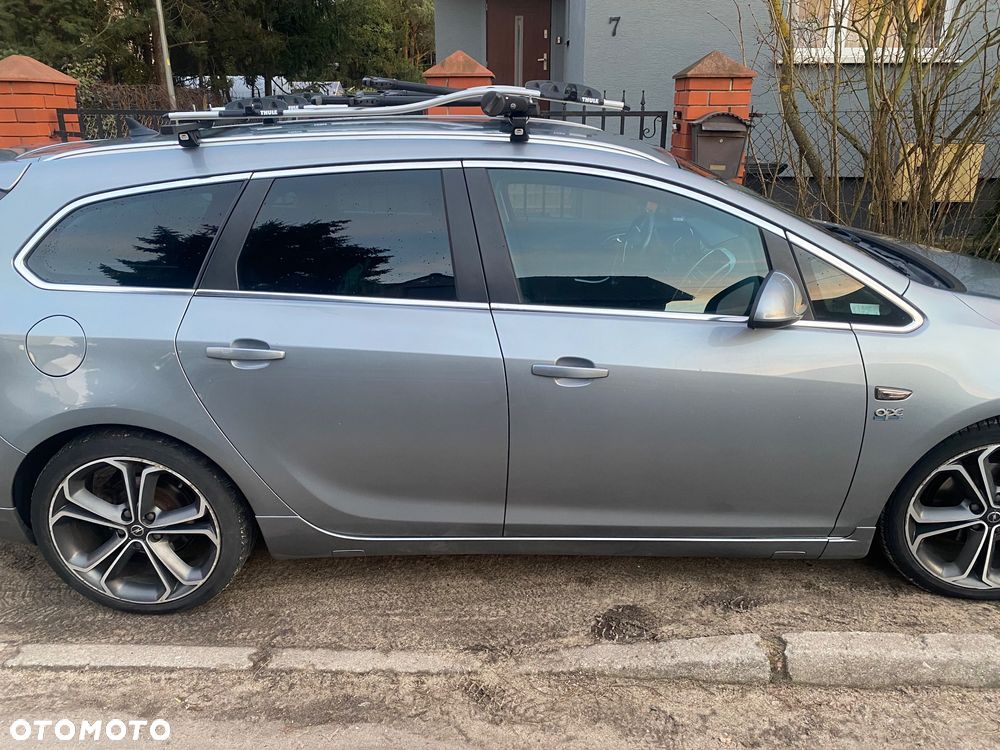 Opel Astra 1.6 T Sport - 3