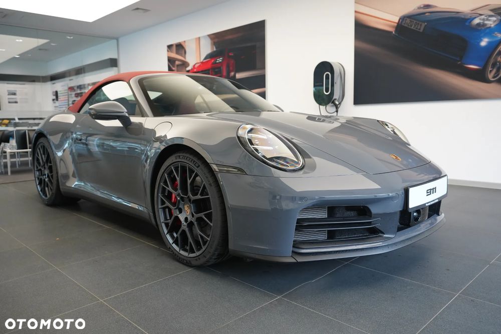 Porsche 911 Carrera S - 8