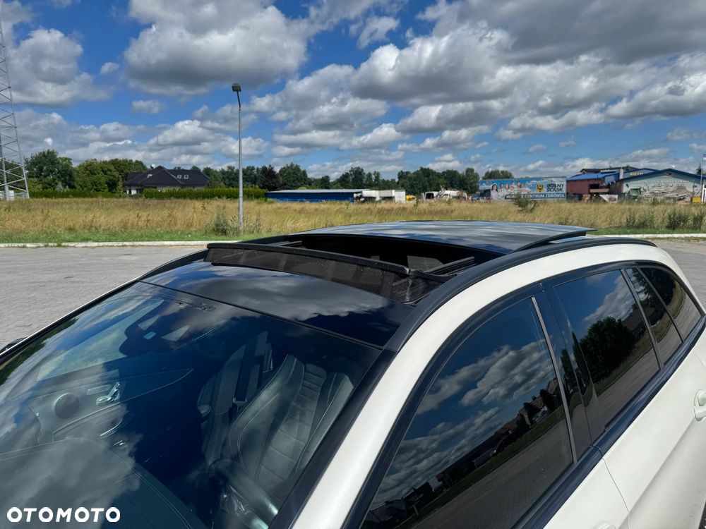 Mercedes-Benz Klasa E 400 d 4Matic T 9G-TRONIC AMG Line - 10