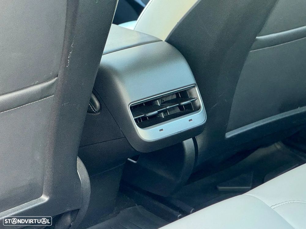 Tesla Model 3 Standard Range Plus RWD - 28