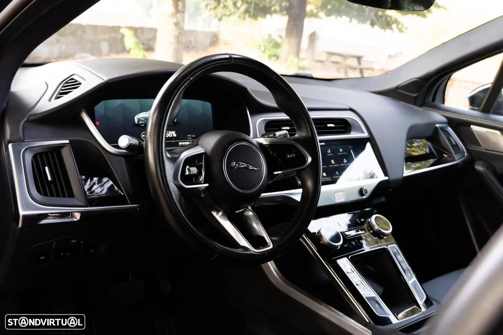 Jaguar I-Pace EV400 AWD HSE - 8