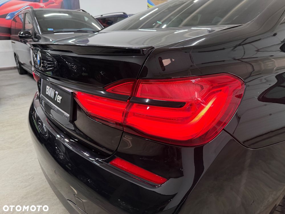 BMW Seria 7 740d xDrive - 16