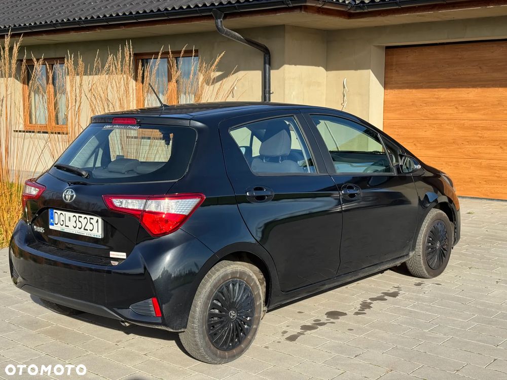 Toyota Yaris 1.5 Active - 2