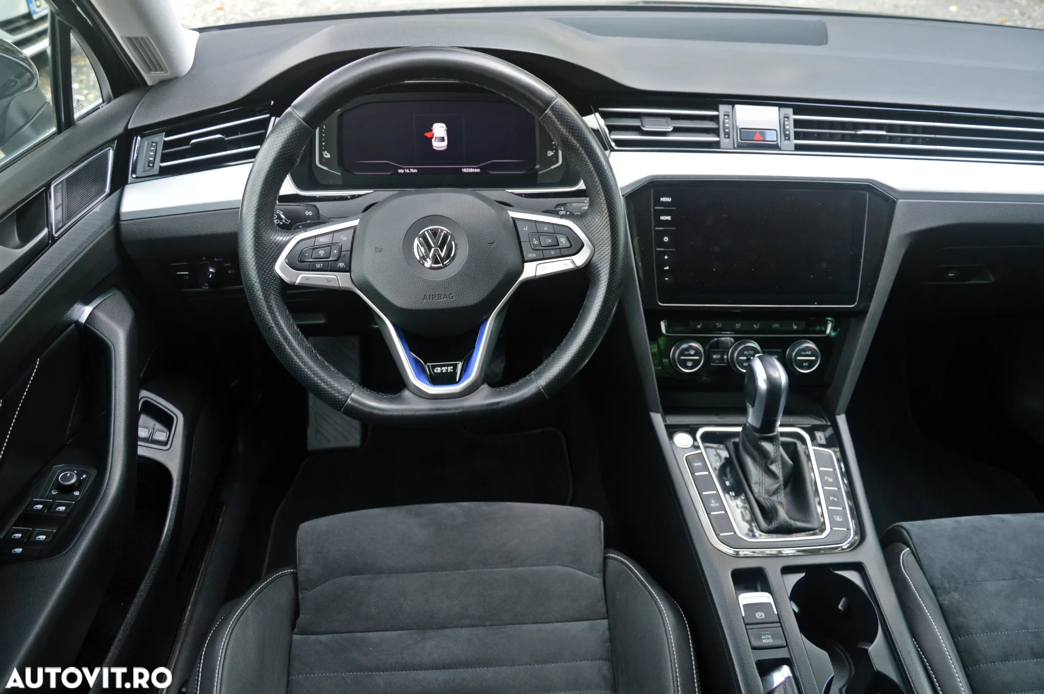 Volkswagen Passat 1.4 TSI Plug-In-Hybrid DSG GTE - 27