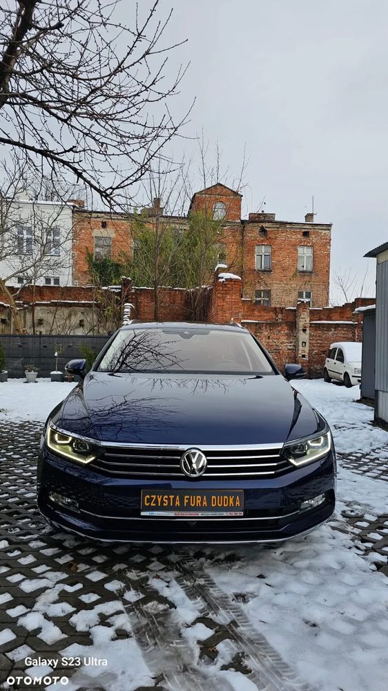 Volkswagen Passat 2.0 TSI 4Mot Highline DSG - 23