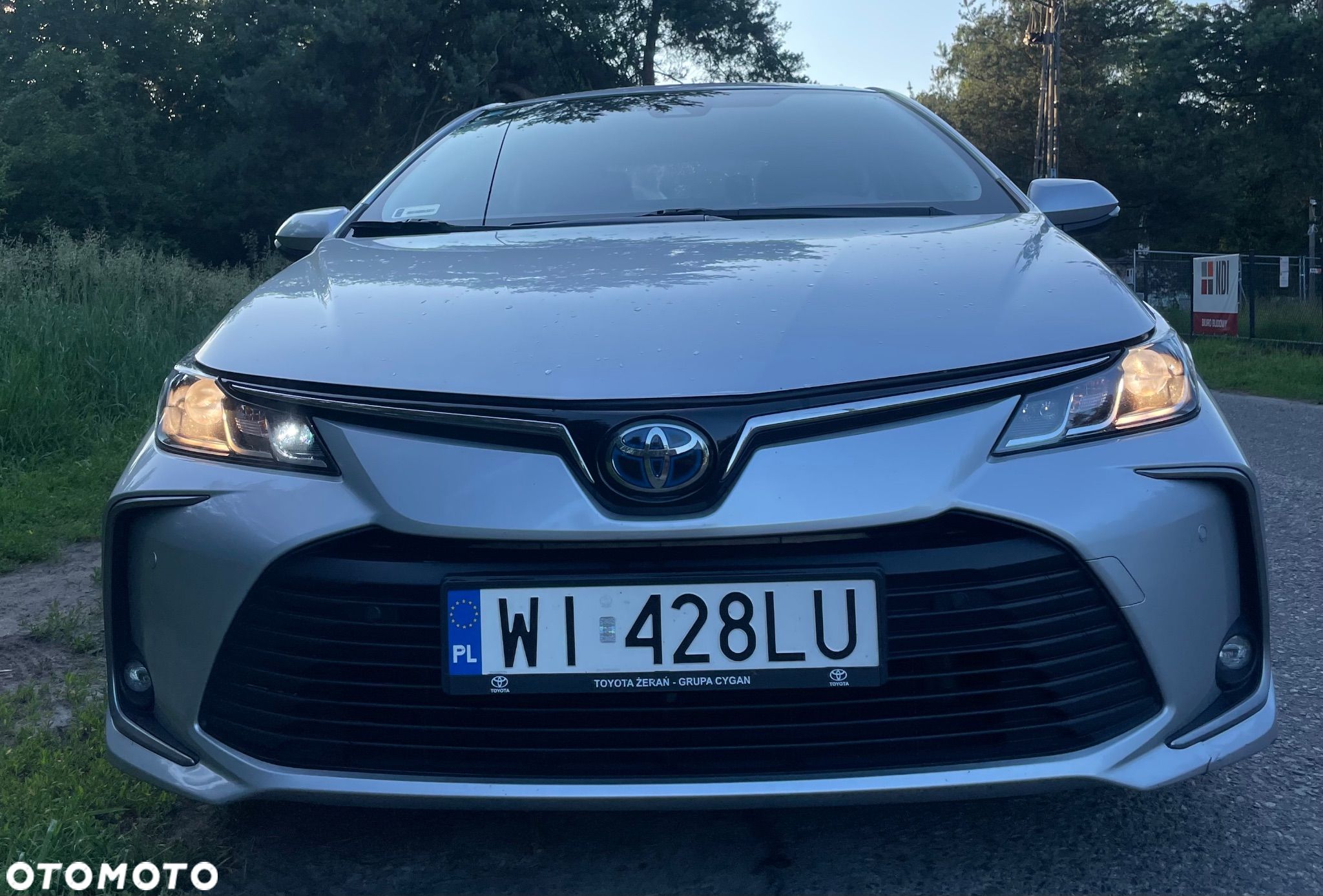 Toyota Corolla - 1
