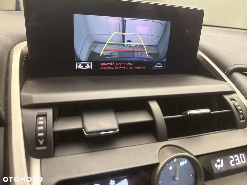 Lexus NX 300h Optimum AWD - 16