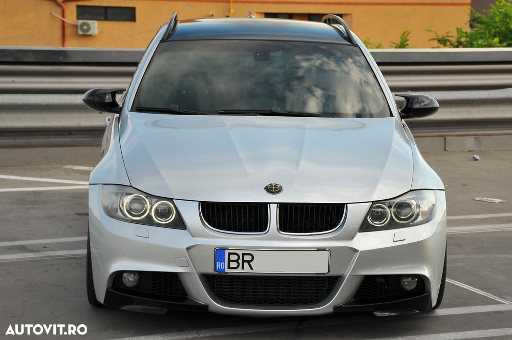 BMW Seria 3 335i Aut. - 1