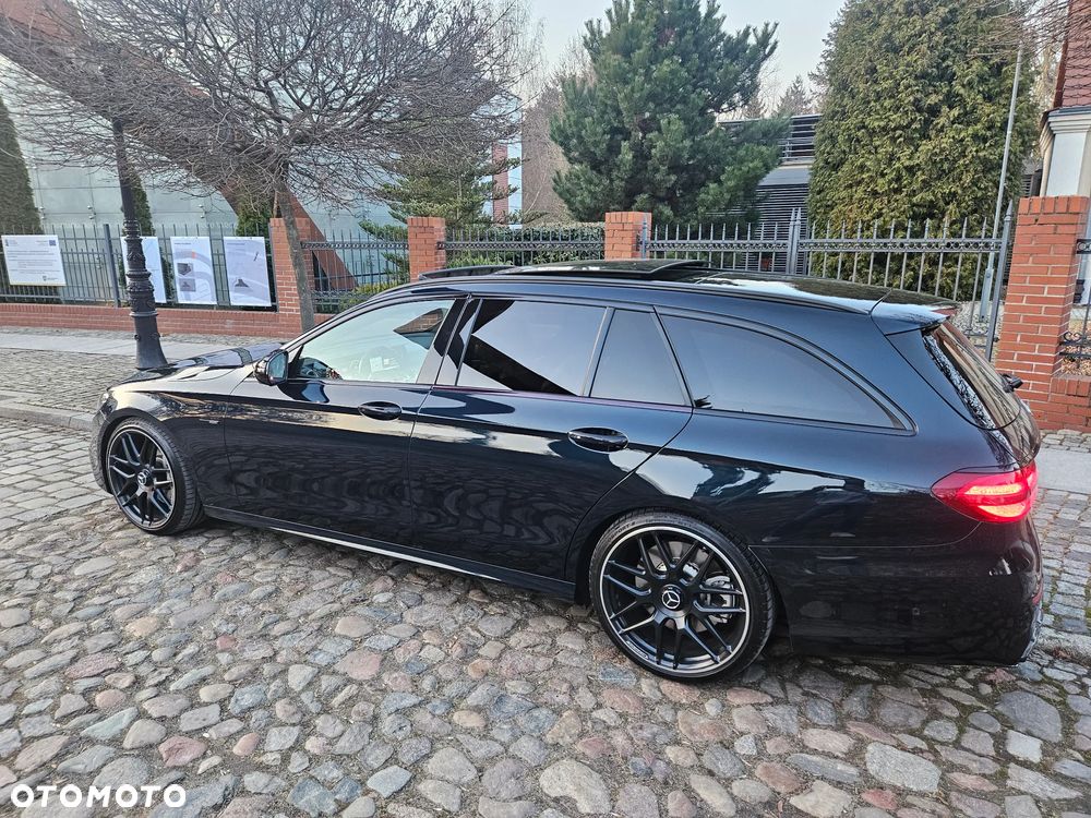 Mercedes-Benz Klasa E 400 4Matic 9G-TRONIC AMG Line - 38
