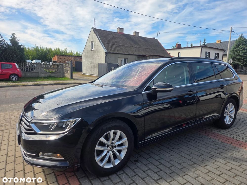 Volkswagen Passat 2.0 TDI (BlueMotion Technology) Comfortline - 1