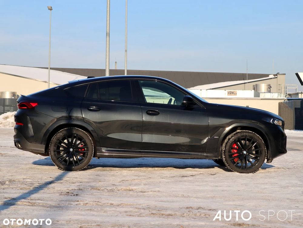 BMW X6M - 6