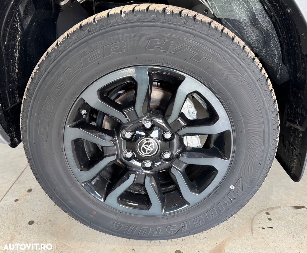 Toyota Hilux 2.8D 204CP 4x4 Double Cab AT MHEV Invincible - 22