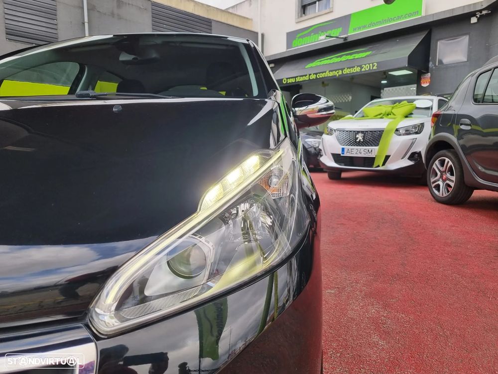 Peugeot 208 1.2 PureTech Style - 2