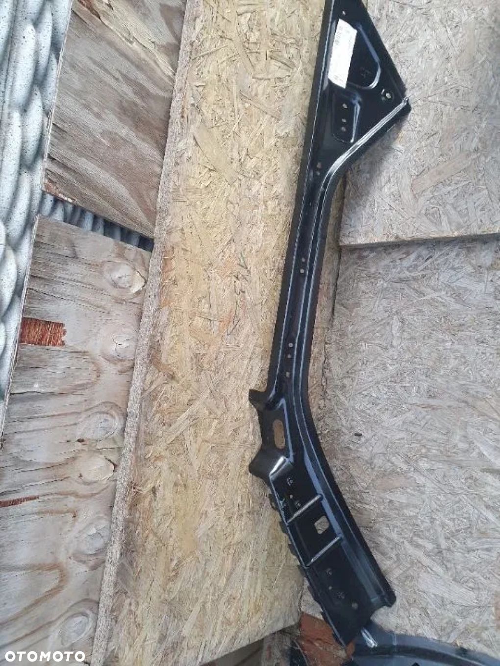 ORYGINALNY SŁUPEK Prawy Mercedes Sprinter C907 - 1