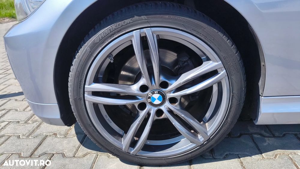 BMW Seria 3 320d xDrive DPF Edition Lifestyle - 12