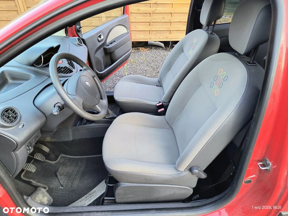 Renault Twingo 1.2 16V Eco Access - 6