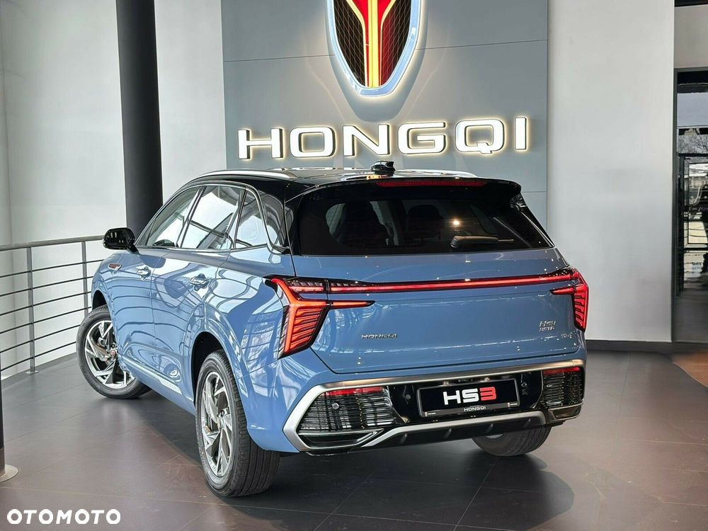 Hongqi HS3 - 3