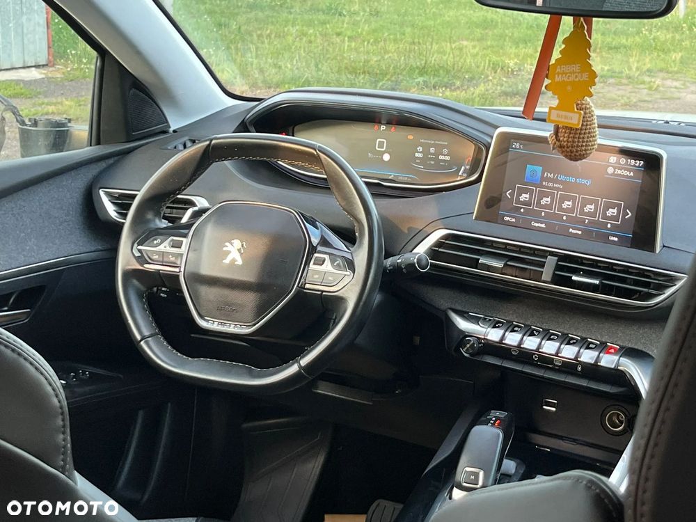 Peugeot 3008 PureTech 130 Stop & Start GPF EAT8 Allure - 19
