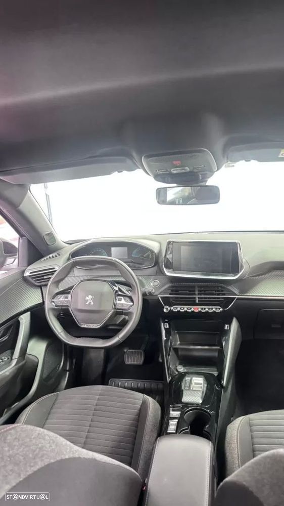 Peugeot e-2008 54 kWh Style - 8