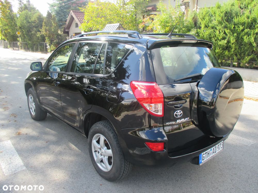 Toyota RAV4 2.0 VVT-i Sol - 17
